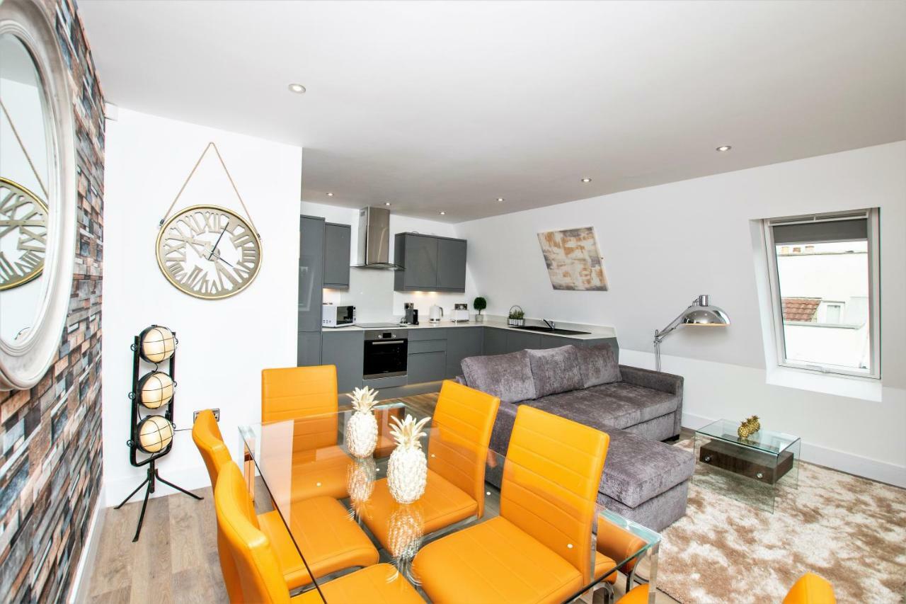 Rowan Tree - Your Apartment Bristol Luaran gambar