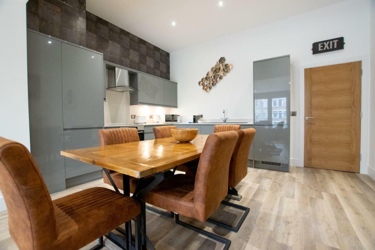 Rowan Tree - Your Apartment Bristol Luaran gambar